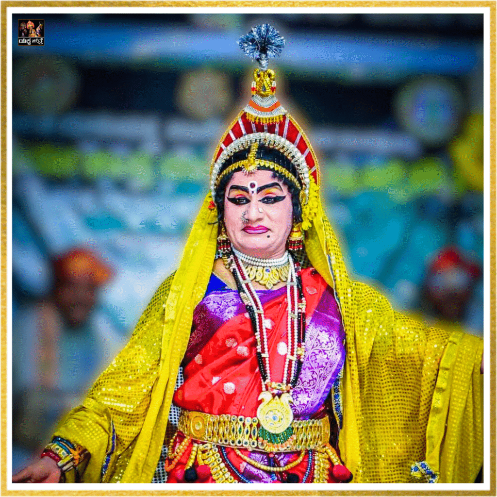 Yalaguppa Subrahmanya Hegde performing Yakshagana Streevesha
ಸುಬ್ರಹ್ಮಣ್ಯ ಹೆಗಡೆ ಯಲಗುಪ್ಪ